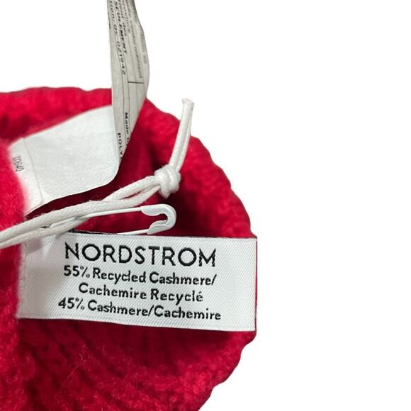 Nordstrom Cashmere Beanie Faux Fur Pom Knit Hat Red New - Picture 2 of 2